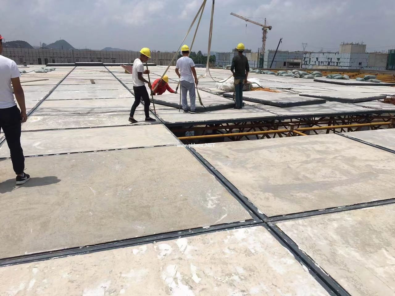 钢骨架轻型板的性能优势介绍